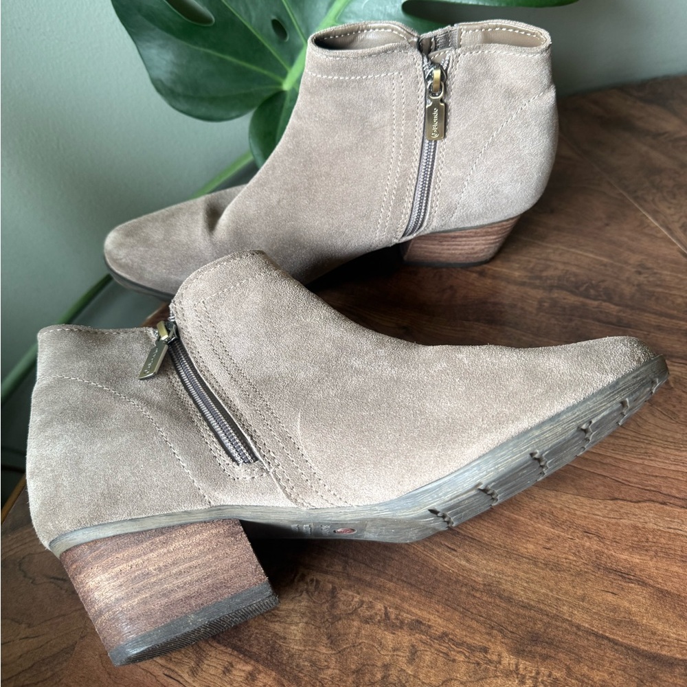 Blondo Taupe Ankle Booties 9 Suede Neutral Boots Heels Western